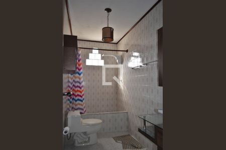 Casa de condomínio à venda com 170m², 5 quartos e 1 vagaBanheiro Social