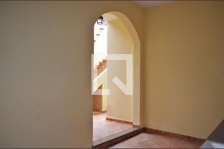 Casa de condomínio à venda com 85m², 2 quartos e 1 vagaÁrea de Serviço