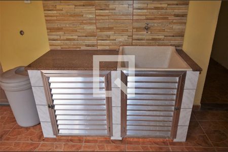 Casa de condomínio à venda com 85m², 2 quartos e 1 vagaÁrea de Serviço