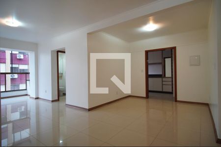 Sala de apartamento para alugar com 3 quartos, 120m² em Jardim Lindóia, Porto Alegre