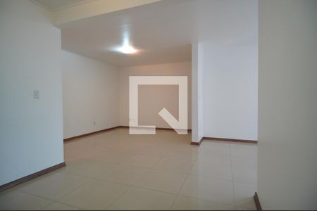 Sala de apartamento para alugar com 3 quartos, 120m² em Jardim Lindóia, Porto Alegre