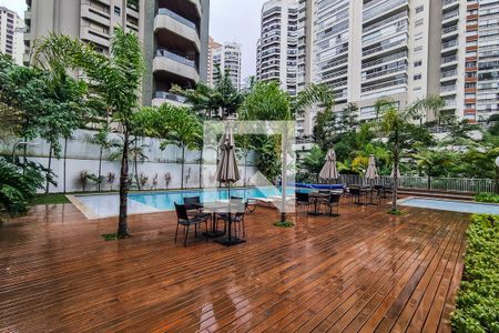Apartamento para alugar com 77m², 2 quartos e 2 vagasÁrea Comum - Piscina