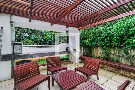 Apartamento para alugar com 77m², 2 quartos e 2 vagasÁrea Comum - Forno de Pizza