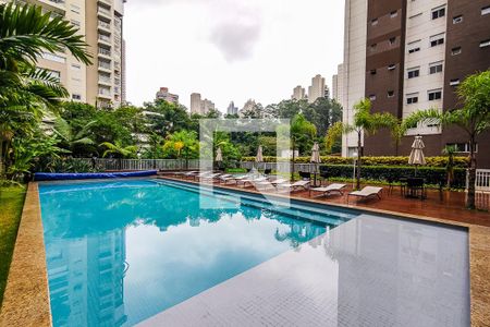 Apartamento para alugar com 77m², 2 quartos e 2 vagasÁrea Comum - Piscina