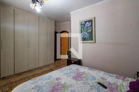 Casa à venda com 375m², 3 quartos e 3 vagasQuarto 1 Suíte