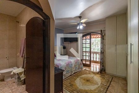 Casa à venda com 375m², 3 quartos e 3 vagasQuarto 1 Suíte