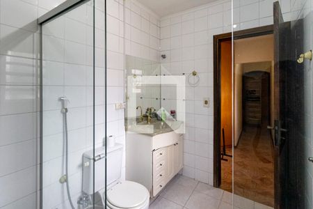 Casa à venda com 375m², 3 quartos e 3 vagasBanheiro 2 da Suíte 2