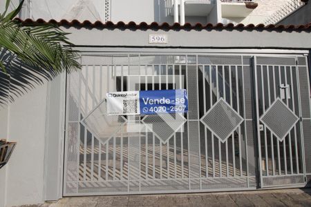 Casa à venda com 171m², 3 quartos e 5 vagasFachada