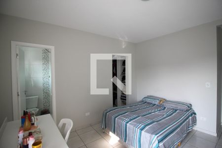 Casa à venda com 171m², 3 quartos e 5 vagasQuarto 2 - Suíte