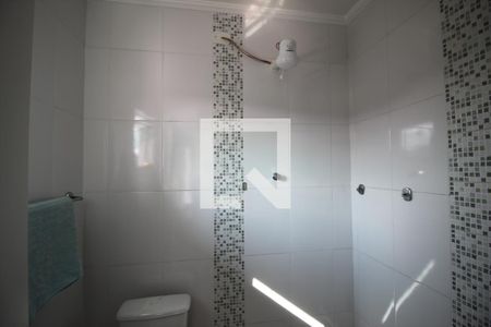 Casa à venda com 171m², 3 quartos e 5 vagasBanheiro da Suíte 2