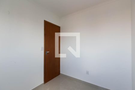 Quarto 1  de apartamento para alugar com 2 quartos, 37m² em Itaquera, São Paulo