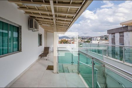 Varanda da Sala de casa à venda com 5 quartos, 408m² em Nova Granada, Belo Horizonte