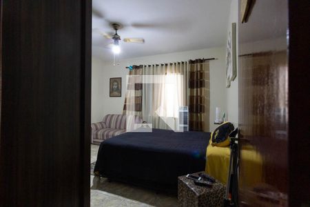 Casa à venda com 266m², 6 quartos e 3 vagasQuarto 2 casa 1