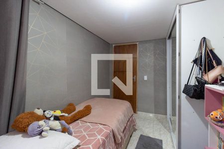 Casa à venda com 266m², 6 quartos e 3 vagasQuarto 2 casa 2