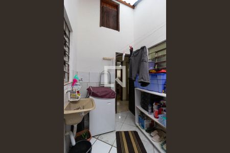 Casa à venda com 266m², 6 quartos e 3 vagasÁrea de serviço