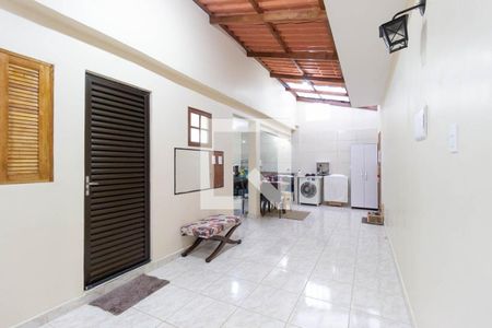 Casa à venda com 266m², 6 quartos e 3 vagasCozinha casa 2