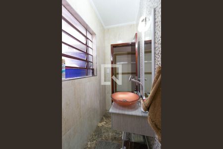 Casa à venda com 266m², 6 quartos e 3 vagasBanheiro 2 casa 1