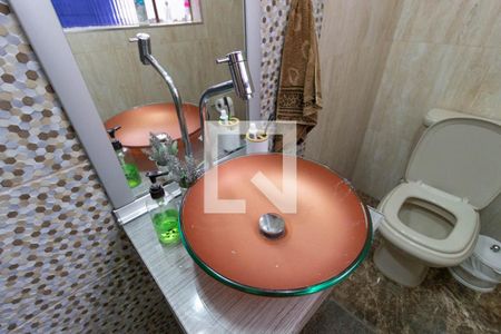 Casa à venda com 266m², 6 quartos e 3 vagasBanheiro 2 casa 1