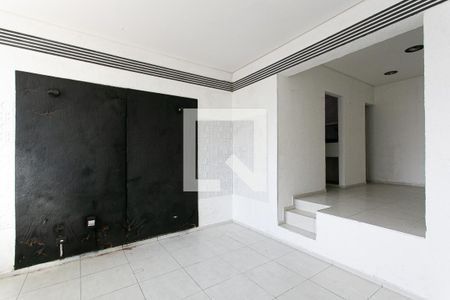 Casa à venda com 200m², 4 quartos e 2 vagasStudio