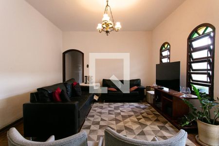 Sala de casa à venda com 4 quartos, 200m² em Vila Bertioga, São Paulo