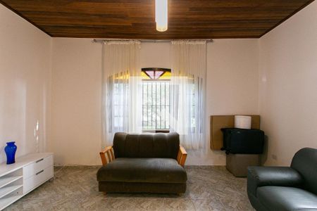 Casa à venda com 200m², 4 quartos e 2 vagasCasa 2 - Sala