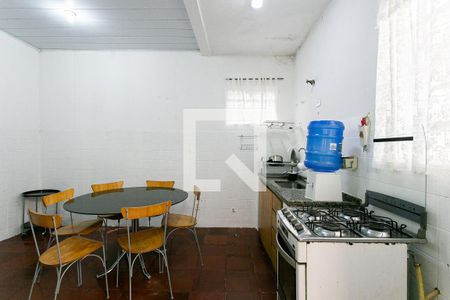 Casa à venda com 200m², 4 quartos e 2 vagasCasa 2 - Cozinha