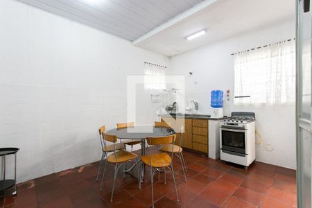 Casa à venda com 200m², 4 quartos e 2 vagasCasa 2 - Cozinha