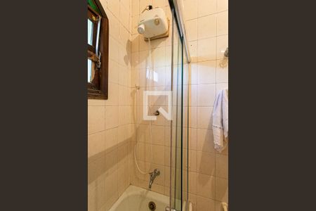 Casa à venda com 200m², 4 quartos e 2 vagasBanheiro