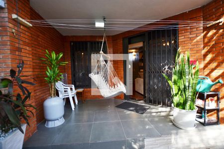 Casa de condomínio à venda com 363m², 3 quartos e 4 vagasVaranda