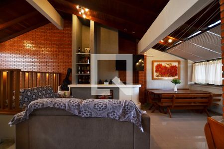 Casa de condomínio à venda com 363m², 3 quartos e 4 vagasEspaço Gourmet