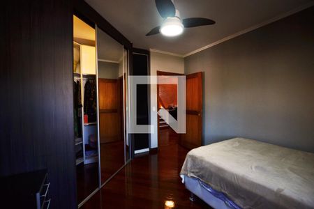 Casa de condomínio à venda com 363m², 3 quartos e 4 vagasQuarto 1