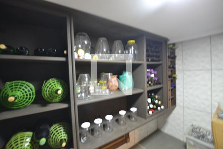 Casa de condomínio à venda com 363m², 3 quartos e 4 vagasAdega