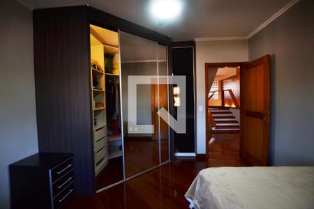 Casa de condomínio à venda com 363m², 3 quartos e 4 vagasQuarto 1