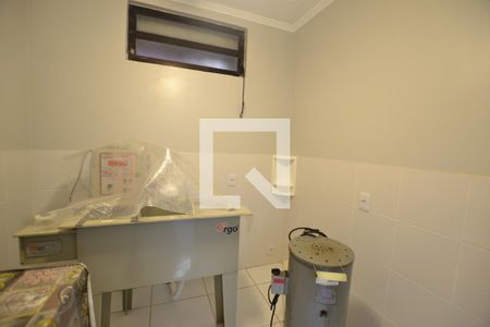Casa de condomínio à venda com 363m², 3 quartos e 4 vagasQuarto de Serviço 2