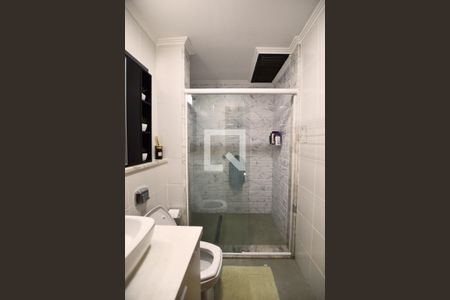 Casa de condomínio à venda com 363m², 3 quartos e 4 vagasBanheiro