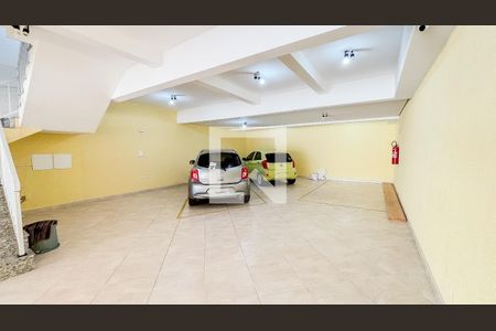 Apartamento à venda com 60m², 2 quartos e 1 vaga Apartamento à venda com 60m², 2 quartos e 1 vagaGaragem