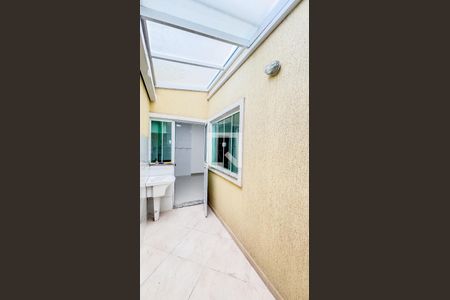 Apartamento à venda com 60m², 2 quartos e 1 vaga Apartamento à venda com 60m², 2 quartos e 1 vagaÁrea de Serviço