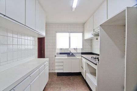 Apartamento à venda com 123m², 3 quartos e 2 vagasCozinha