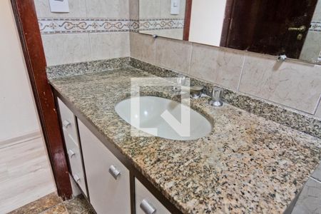 Apartamento à venda com 123m², 3 quartos e 2 vagasBanheiro da Suíte