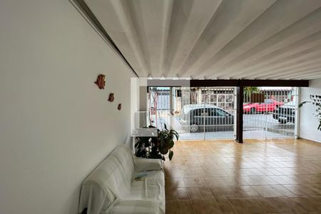 Vista da Sala de casa à venda com 3 quartos, 160m² em Chácara Agrindus, Taboão da Serra
