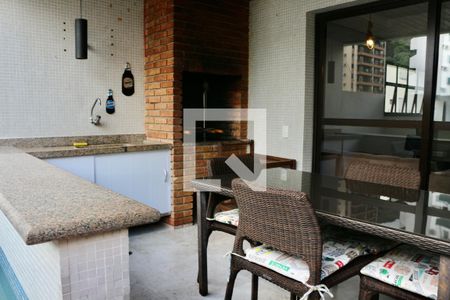 Apartamento para alugar com 200m², 4 quartos e 2 vagas Apartamento para alugar com 200m², 4 quartos e 2 vagasChurrasqueira