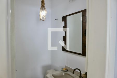 Apartamento para alugar com 200m², 4 quartos e 2 vagas Apartamento para alugar com 200m², 4 quartos e 2 vagasLavabo