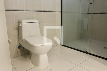 Apartamento para alugar com 200m², 4 quartos e 2 vagas Apartamento para alugar com 200m², 4 quartos e 2 vagasBanheiro Suíte 3