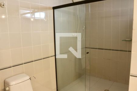 Apartamento para alugar com 200m², 4 quartos e 2 vagas Apartamento para alugar com 200m², 4 quartos e 2 vagasBanheiro Suíte 3