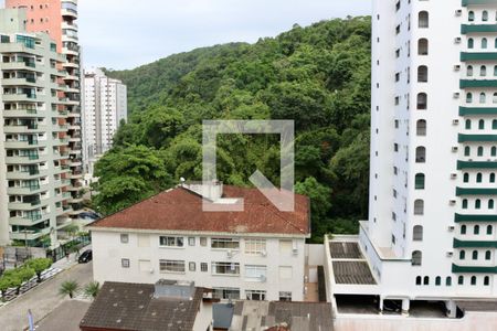 Vista de apartamento para alugar com 4 quartos, 200m² em Barra Funda, Guarujá