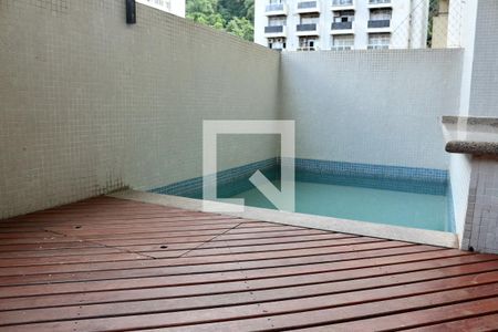 Apartamento para alugar com 200m², 4 quartos e 2 vagas Apartamento para alugar com 200m², 4 quartos e 2 vagasPiscina