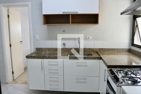 Apartamento para alugar com 200m², 4 quartos e 2 vagas Apartamento para alugar com 200m², 4 quartos e 2 vagasCozinha