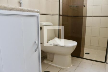 Apartamento para alugar com 200m², 4 quartos e 2 vagas Apartamento para alugar com 200m², 4 quartos e 2 vagasBanheiro Suíte 2