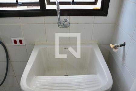 Apartamento para alugar com 200m², 4 quartos e 2 vagas Apartamento para alugar com 200m², 4 quartos e 2 vagasÁrea de Serviço