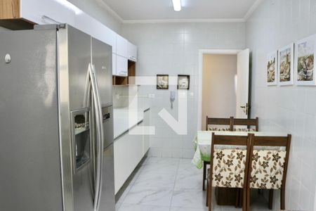 Apartamento para alugar com 200m², 4 quartos e 2 vagas Apartamento para alugar com 200m², 4 quartos e 2 vagasCozinha